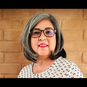 Meet your Posher, Henrietta